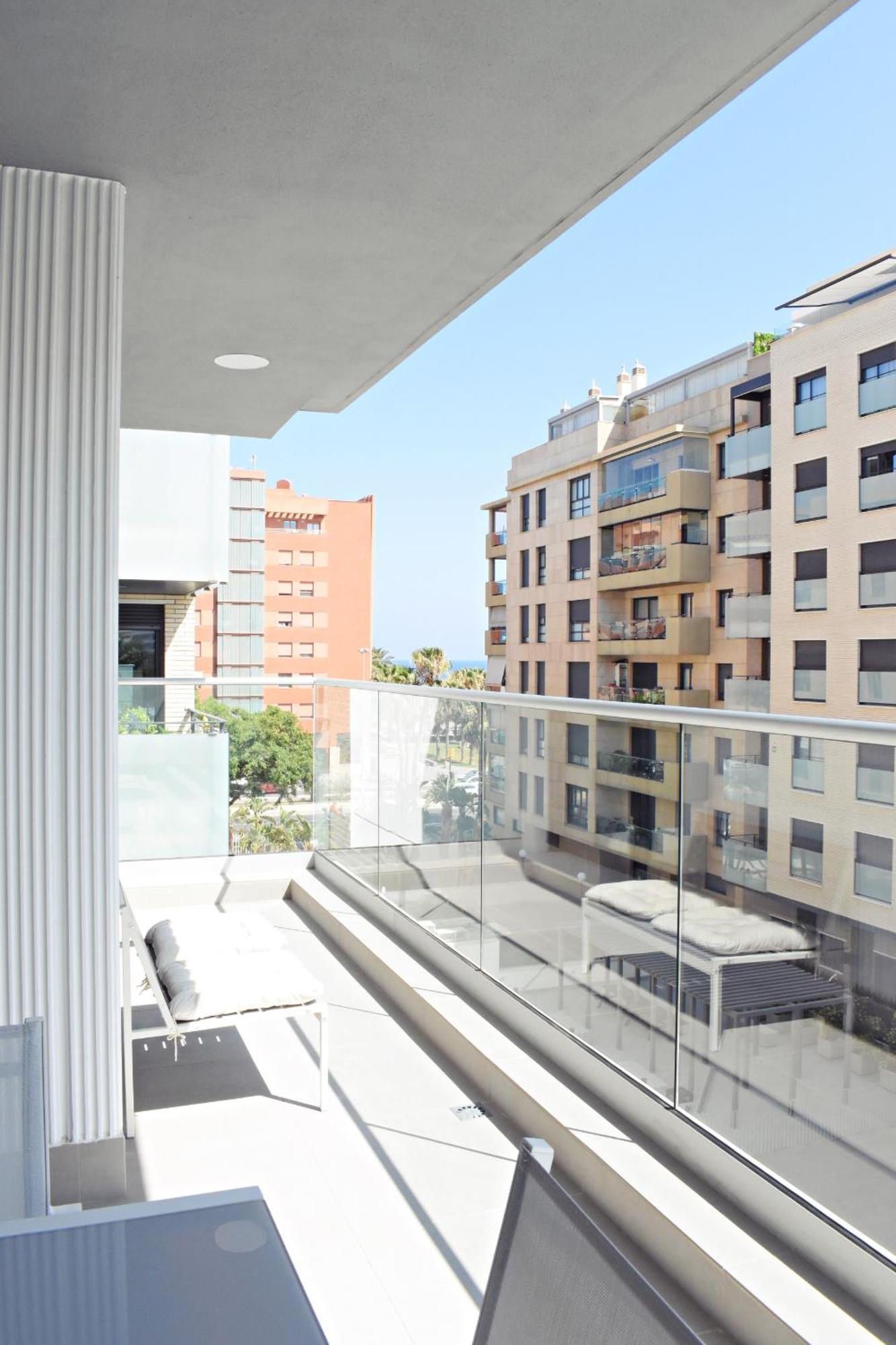 Amalia'S Home: Luminoso Apartamento Muy Cerca De La Playa Malaga Exterior photo